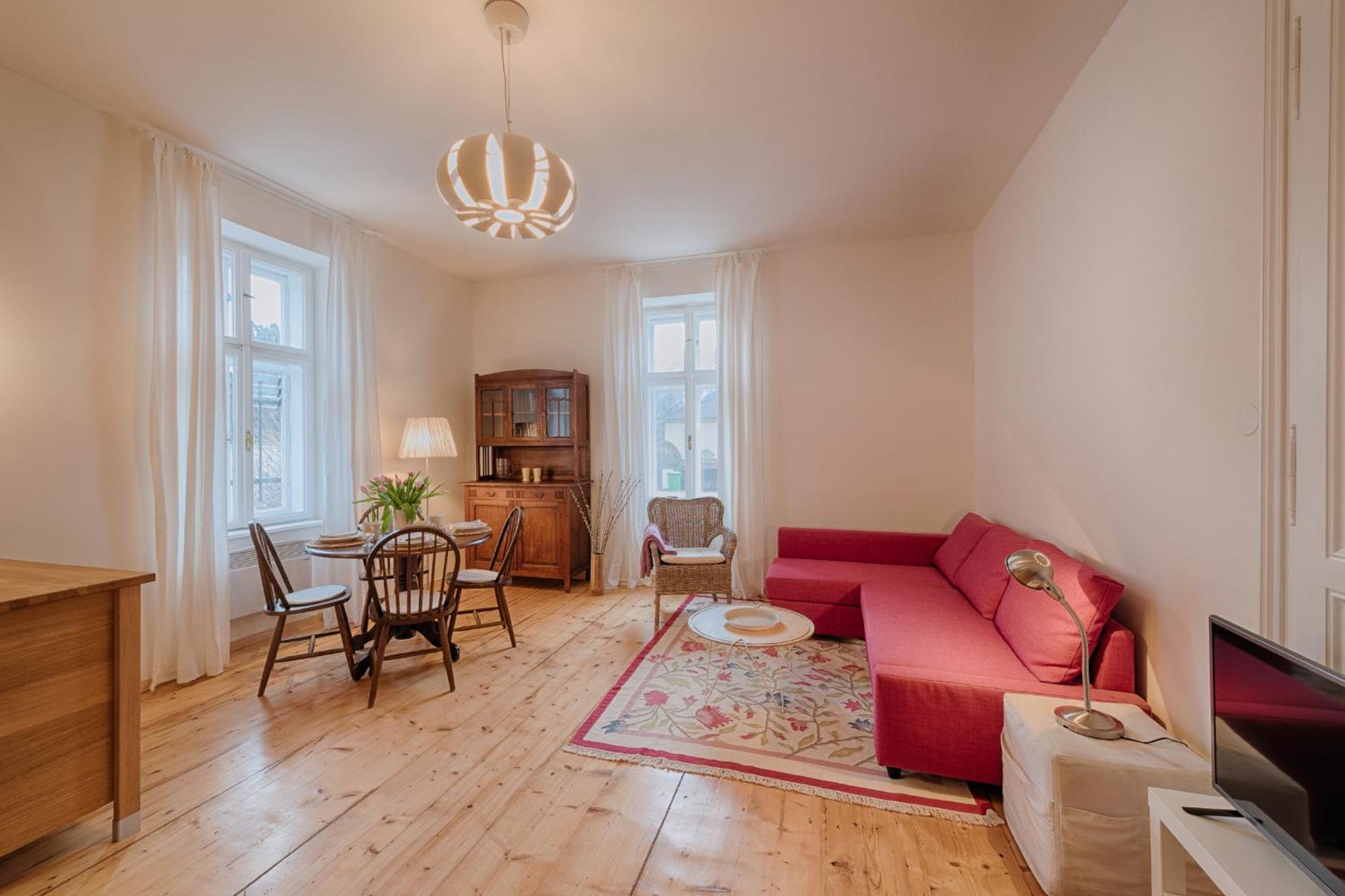 Landhaus Blauer Spatz Reichenau An Der Rax Ruang foto