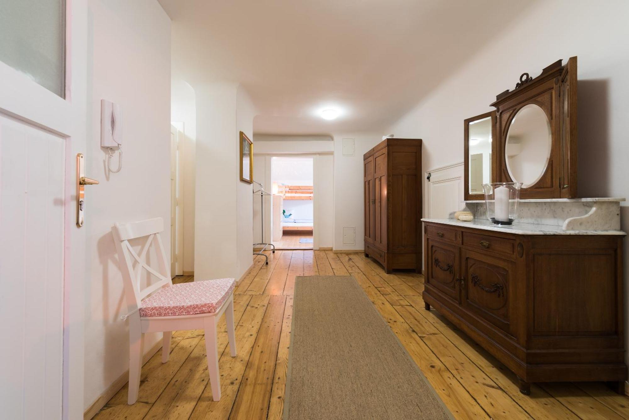 Landhaus Blauer Spatz Reichenau An Der Rax Ruang foto